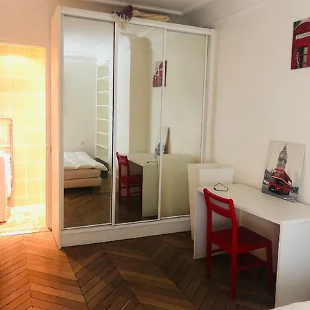 Champs Elysees Colisee Apartment *