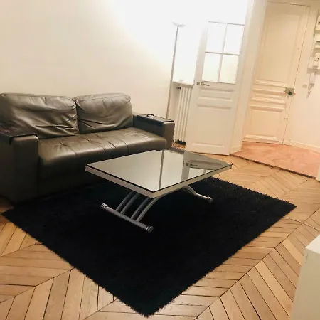 Apartment Champs Elysees Colisee